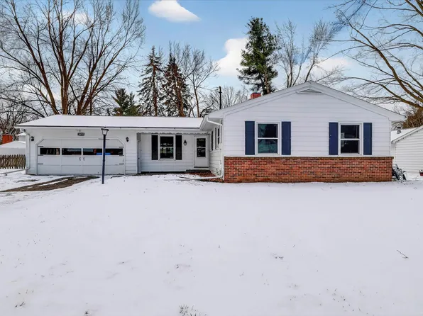 5699 Lamplighter Ln, Kalamazoo, MI 49009