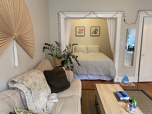 5th image of 22 Orkney Rd APT 3