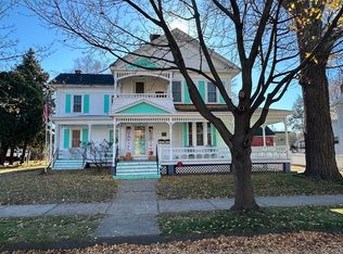 43-45 Chapin St, Chicopee, MA 01013