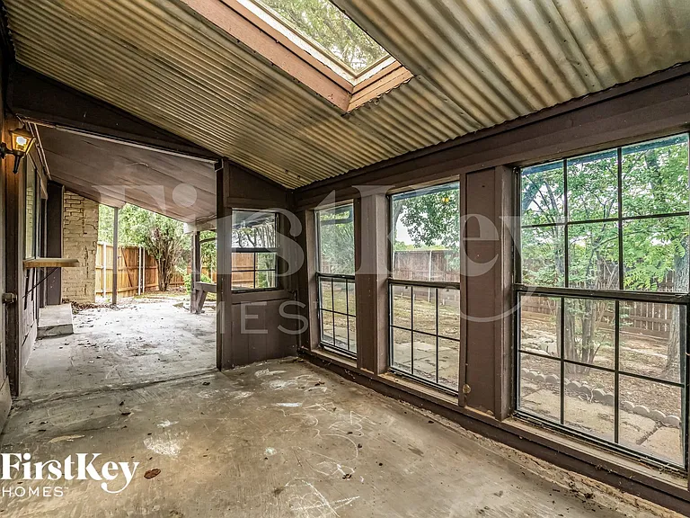 5276 Sherman Dr — Photo 14