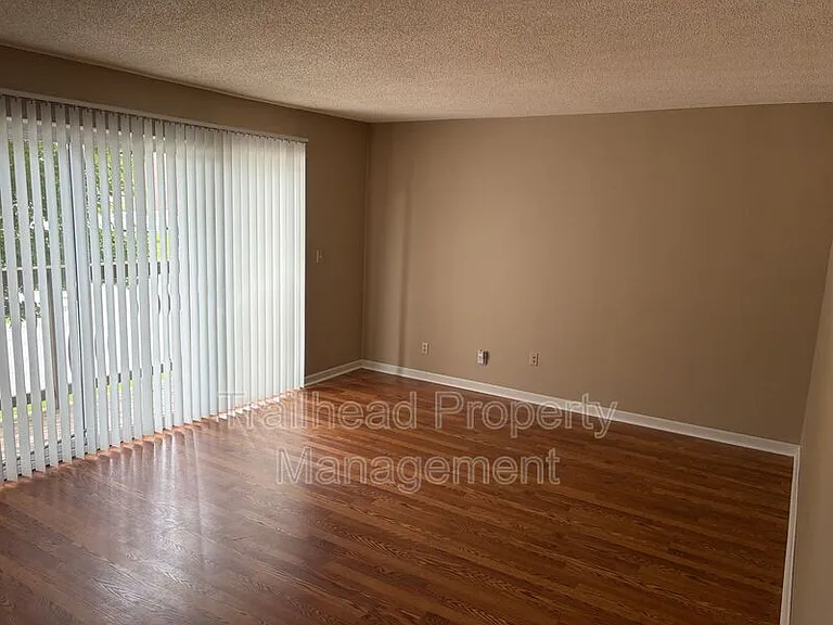 5884 W 58th St #200 — Photo 2
