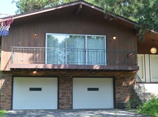 2867 Kingston Dr, Madison, WI 53713