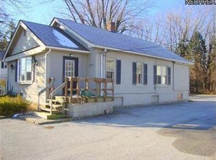 2030 Hubbard Rd, Madison, OH 44057