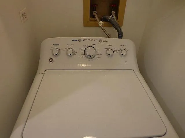 3217 N Clifton Ave #BASEMENT — Photo 11