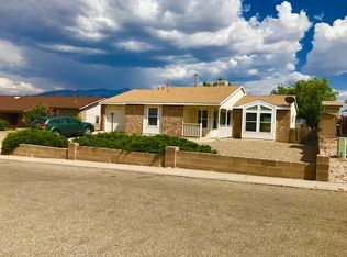 6387 Roadrunner Loop NE, Rio Rancho, NM 87144