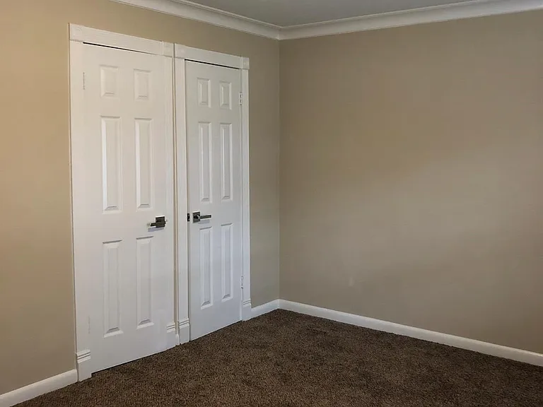 1442 Chamboard Ln — Photo 19