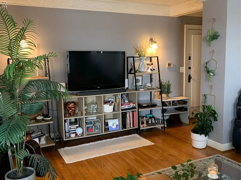 15 E Kirby St #528 — Photo 10