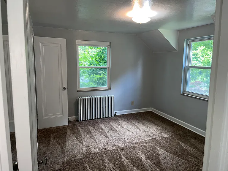 1829 McNary Blvd — Photo 6