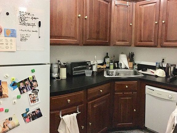 2nd image of 303 E 95th St #2G