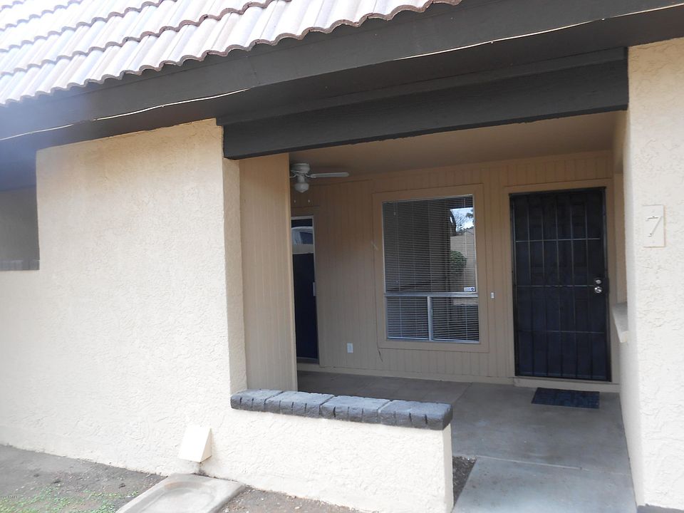 9017 W ELM (19)