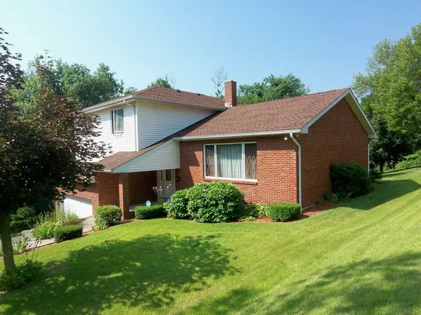 105 Hillhouse Rd, Waterbury, CT 06705