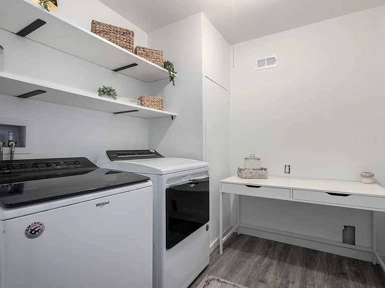 4220 E Becker Ln — Photo 12