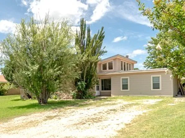 310 Dione St, Clyde, TX 79510