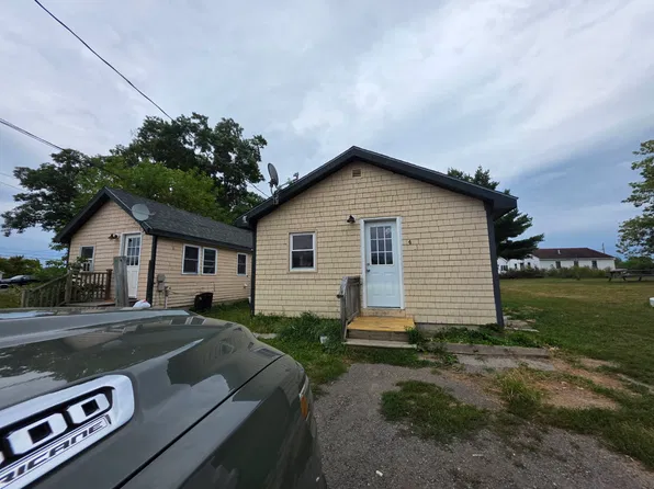 4 Halet Ave #4, Rockland, ME 04841