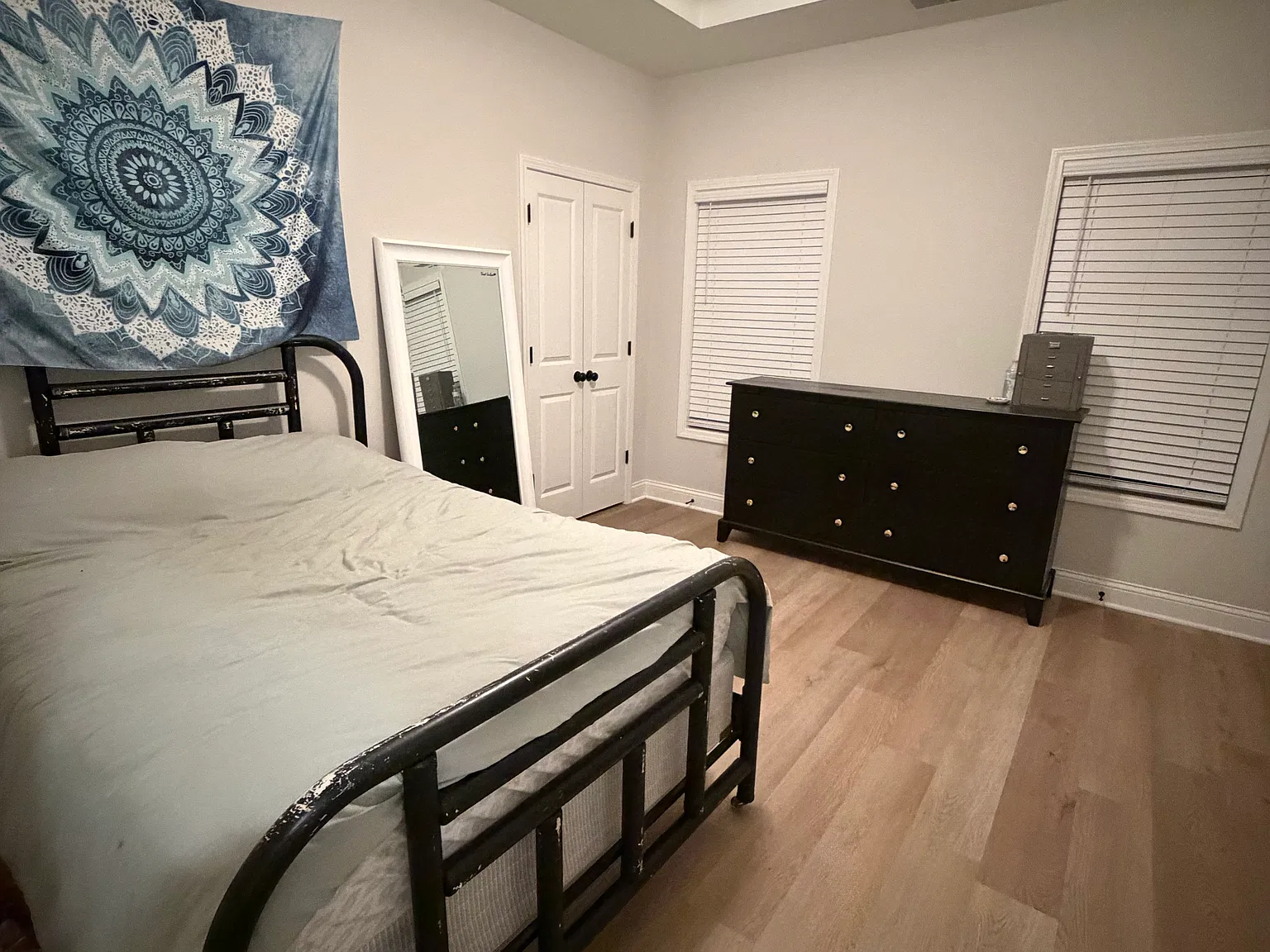 3 bed, 1230 sqft, $1,800 — Photo 4