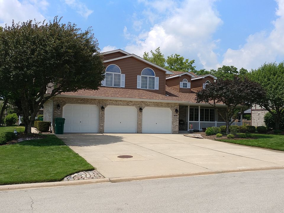 1st image of 16840 Pineview Dr