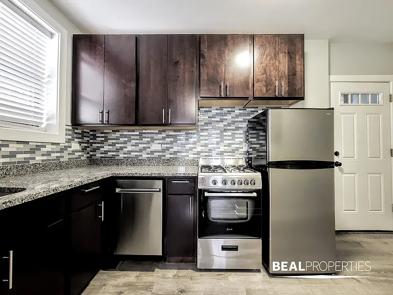 427 West Belden — Photo 64