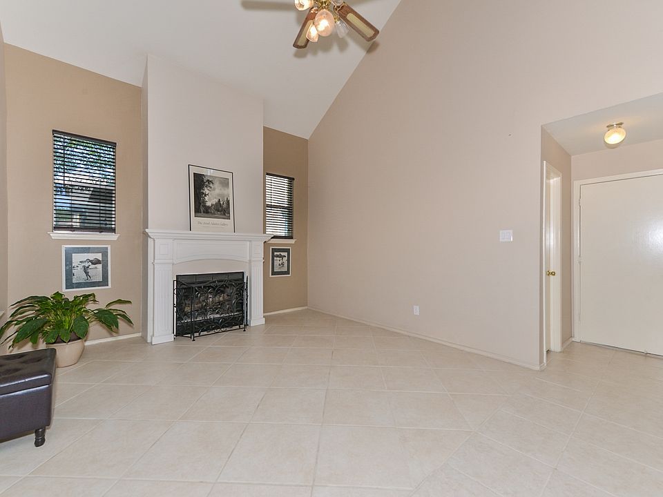 1st image of 8806 Park Vista Dr
