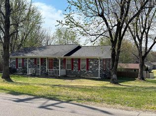 1002 S One Mile Rd, Dexter, MO 63841