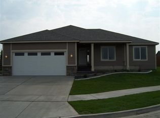 3907 W 22nd Ave, Kennewick, WA 99337