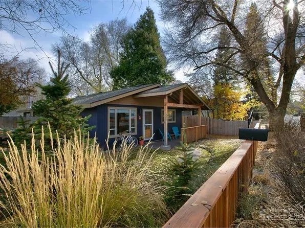 820 NW 12th St, Bend, OR 97703