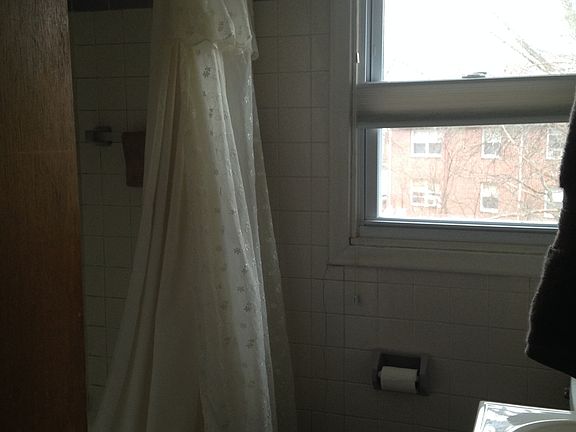 full bath on 2nd floor