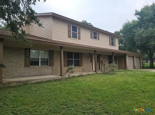 1211 Lake Terrace Dr, Elgin, TX 78621