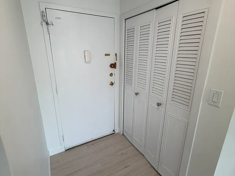20 Jefferson St #B2 — Photo 26