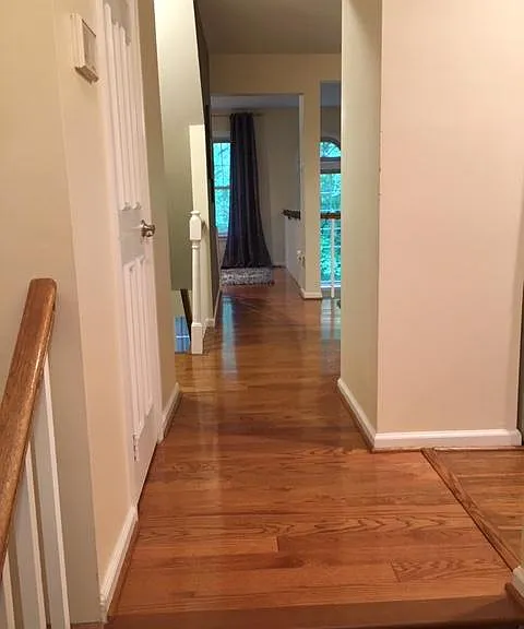 10508 Grosvenor Pl — Photo 2
