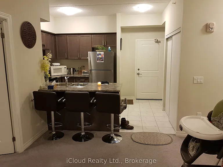 630 Sauve St #103 — Photo 3