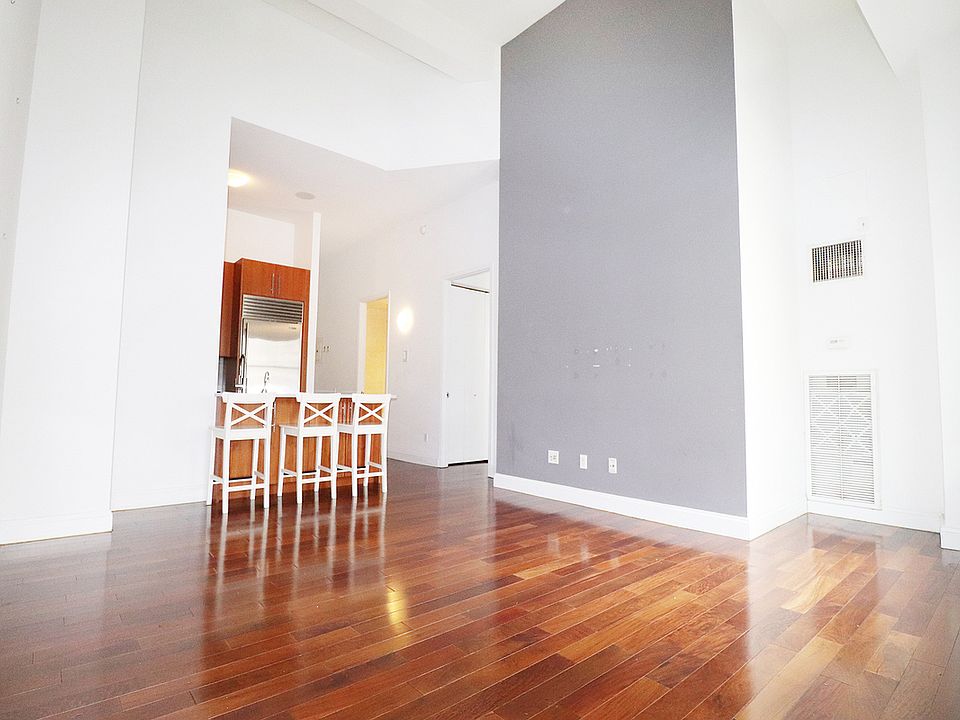 1st image of 88 Greenwich St APT 1705