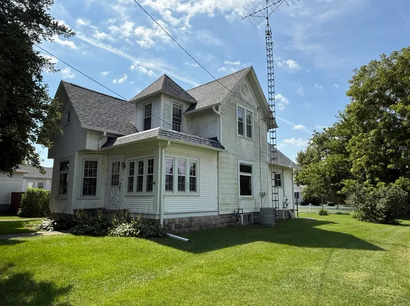 302 S John St, Sublette, IL 61367