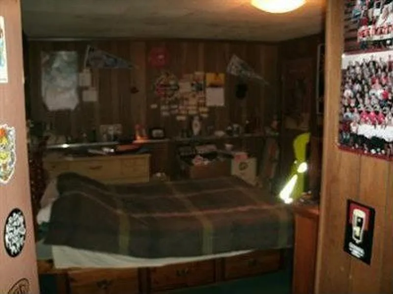Thumbnail 11