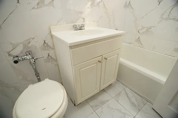 Rented by Norman Raindel, LREB | media 12