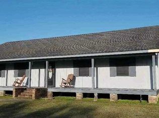 1118 Saint Peter Rd, Jeanerette, LA 70544