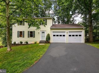 8905 Roundleaf Way, Gaithersburg, MD 20879