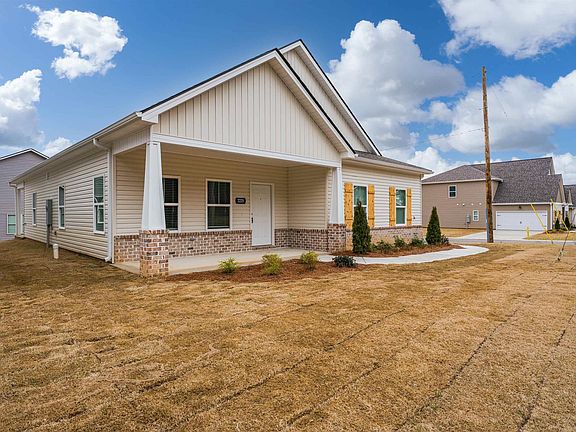 2nd image of 2225 Headrick Rd