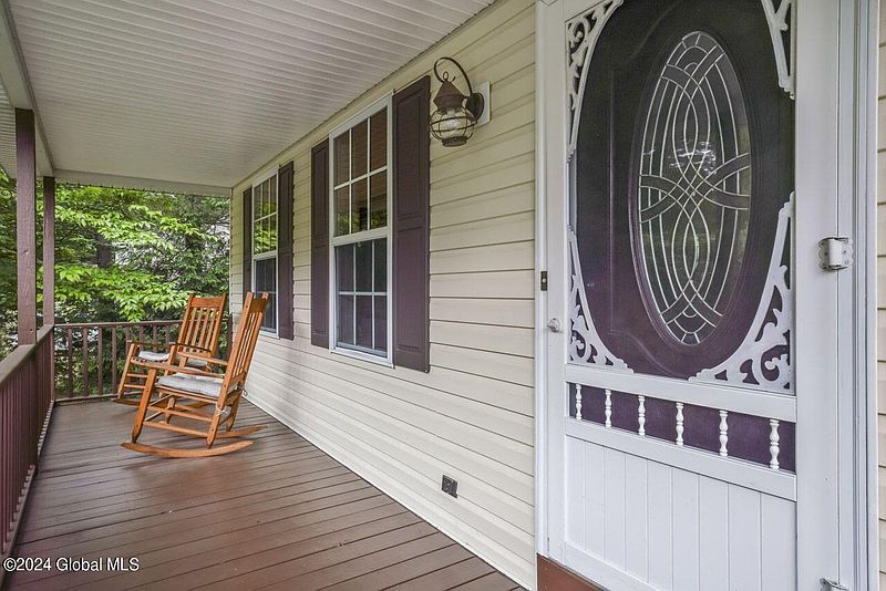 5th image of 36 Locust Ridge Drive