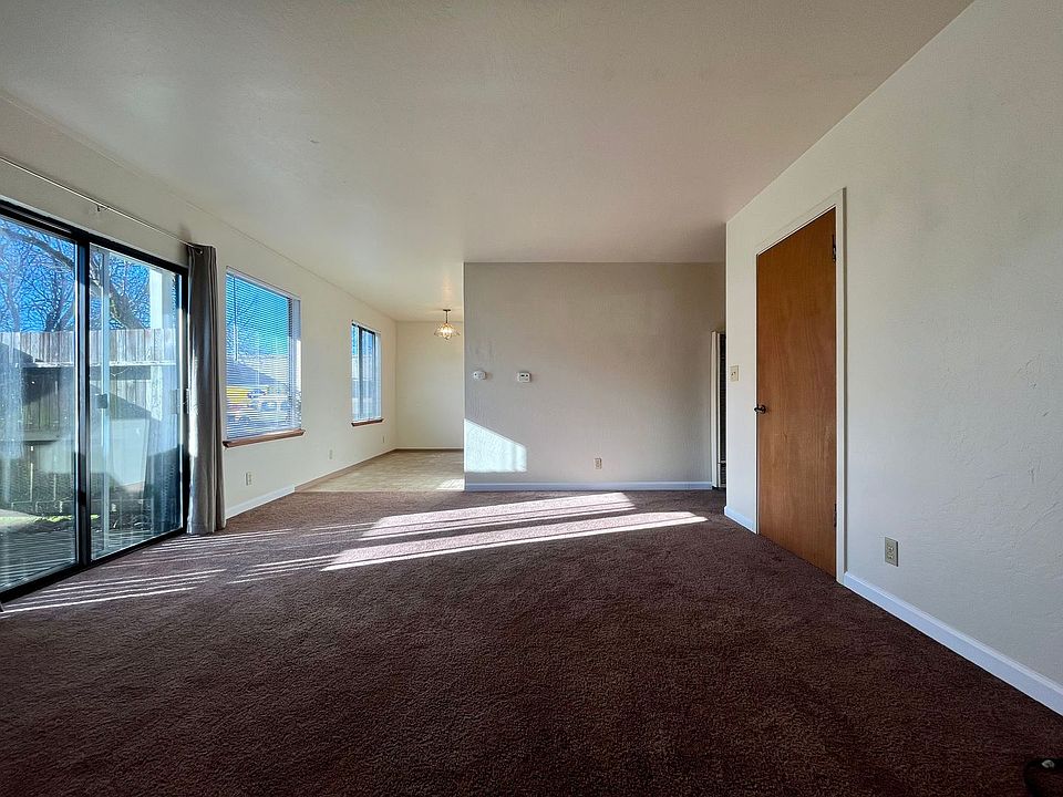 1st image of 5016 Valley East Blvd APT A
