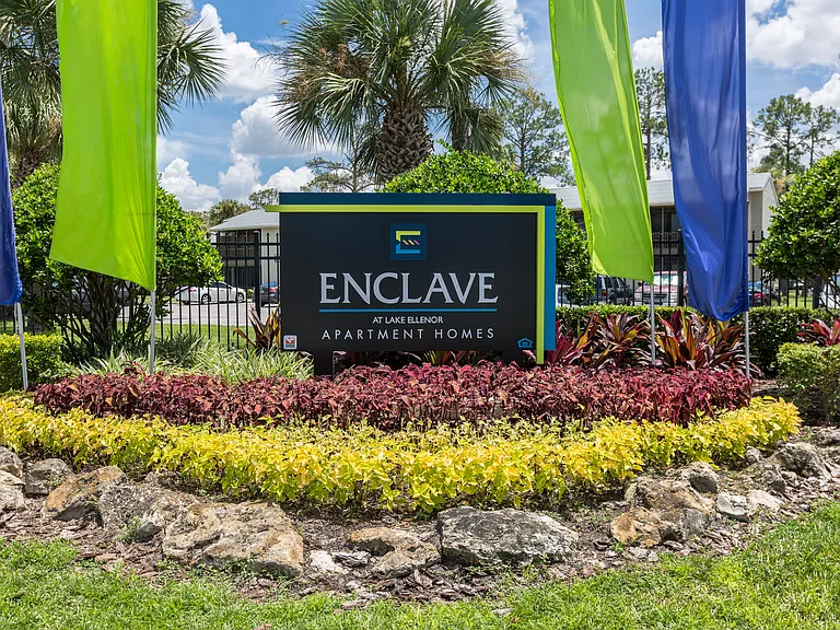 Enclave at Lake Ellenor — Photo 41
