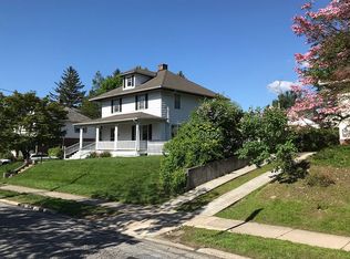 22 Seneca St, Dobbs Ferry, NY 10522
