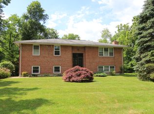 1715 Clover Rd, Mohegan Lake, NY 10547