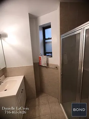 Rented by Bond New York | media 5