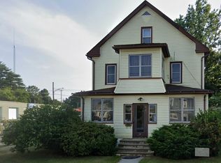 46 Groveland St, Springfield, MA 01108