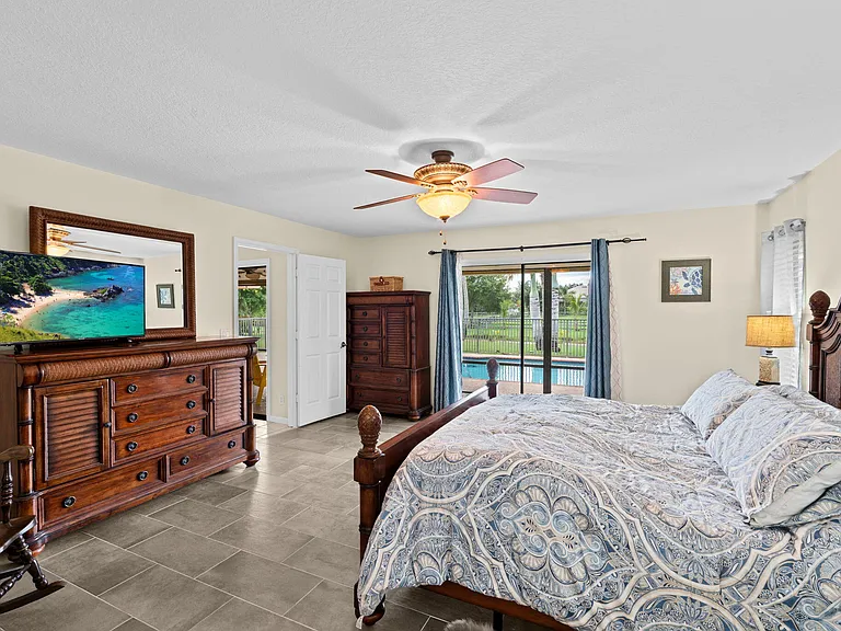 1707 Primrose Ln — Photo 19
