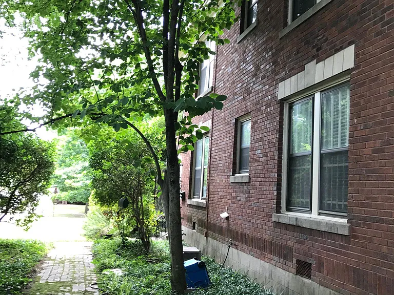 431 N Evergreen St #DOWNSTAIRS — Photo 25