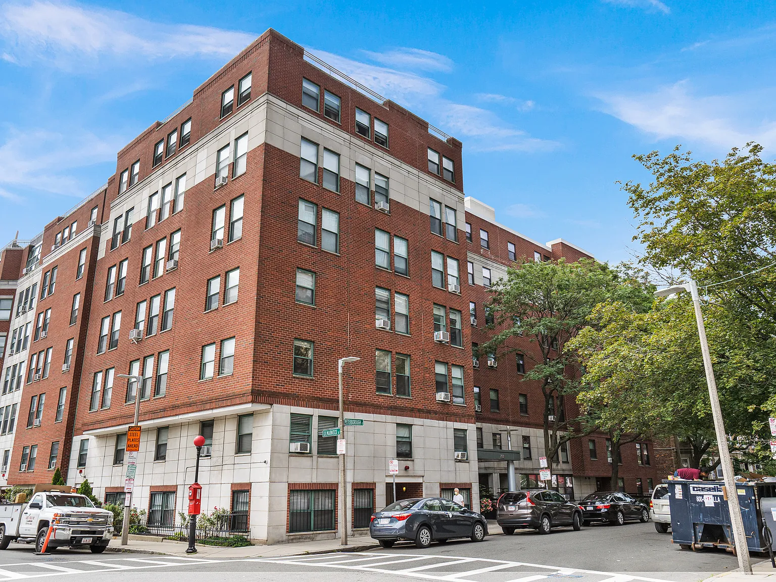 1 bed, 624 sqft, $3,000 — Photo 3