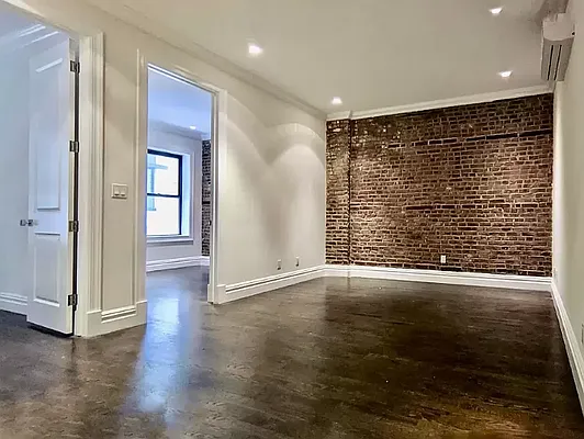 Rented by Avenues Real Estate | media 15