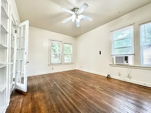 Floor plan 327 Ivy