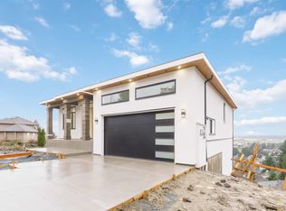 35656 Canterbury Ave, Abbotsford, BC V3G3E9